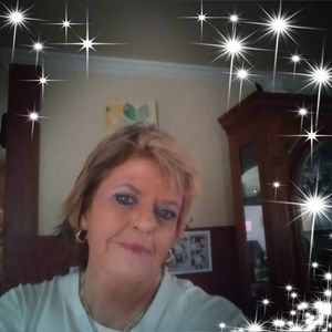 Meet your Posher, Pam